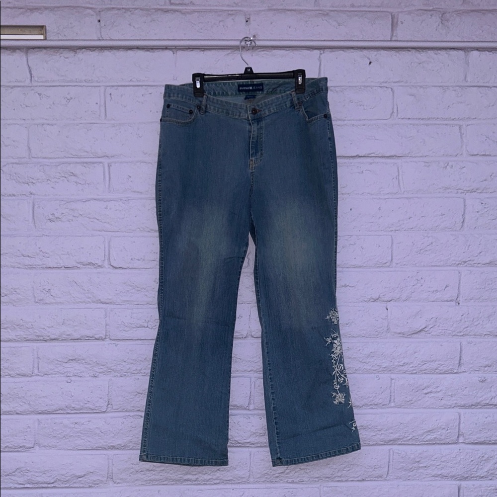 Y2K Avenue Jeans Floral Embroidered Low Rise Flare Jeans